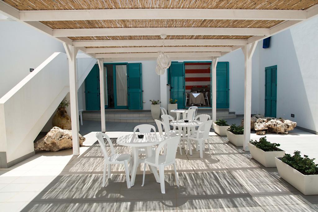 Terrazze Del Mare Aparthotel Racale Exterior photo