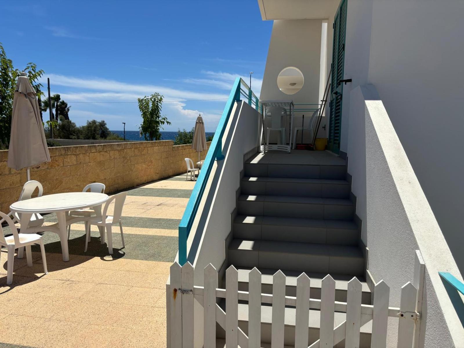 Terrazze Del Mare Aparthotel Racale Exterior photo