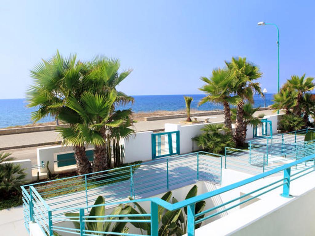 Terrazze Del Mare Aparthotel Racale Room photo