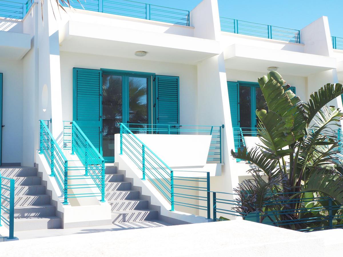 Terrazze Del Mare Aparthotel Racale Exterior photo