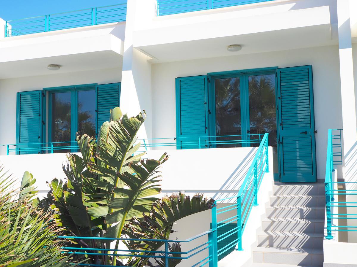 Terrazze Del Mare Aparthotel Racale Exterior photo